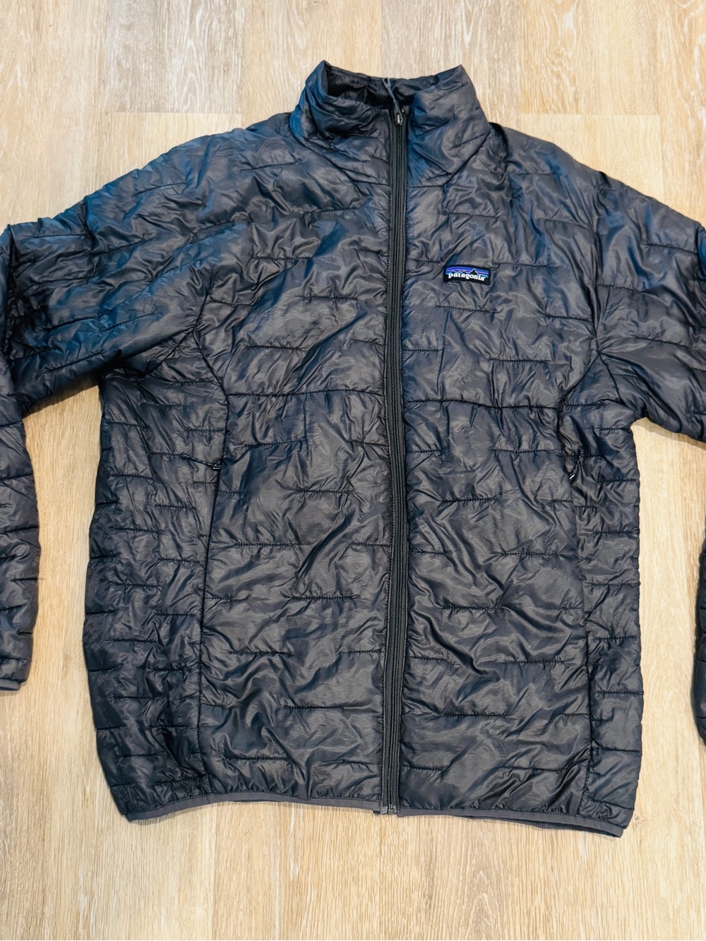 Patagonia Men’s L Nano Puff Forge Gray